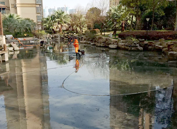 德惠景观池淤泥清理